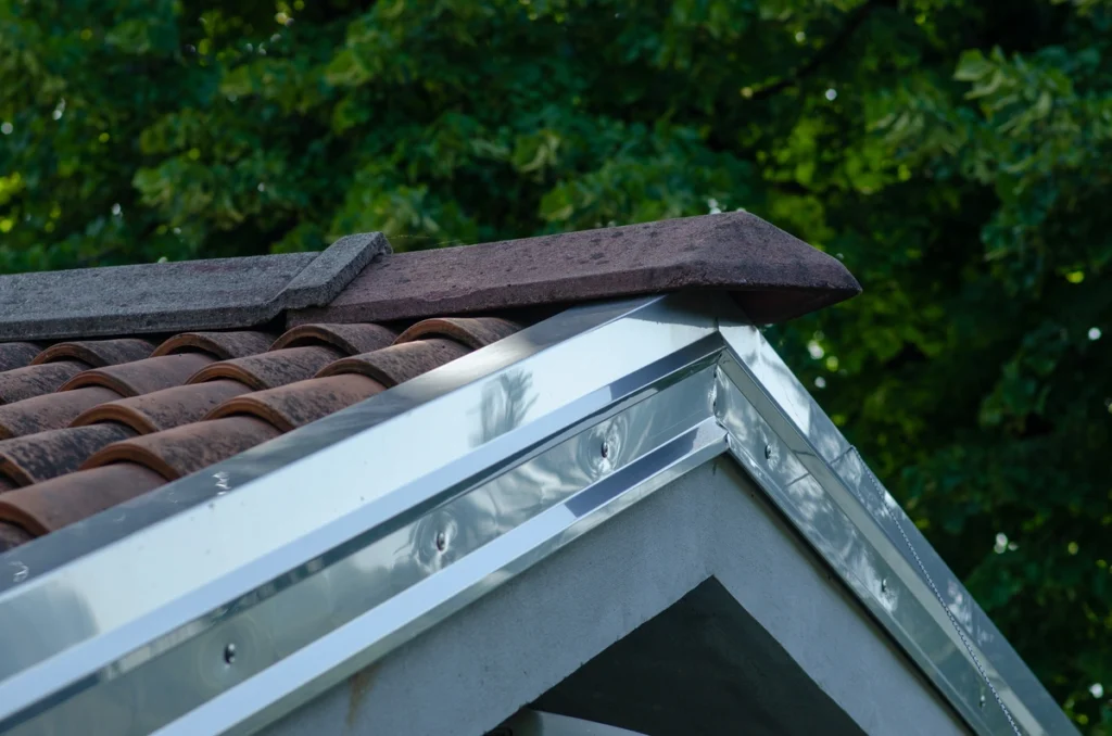 roof-flashing