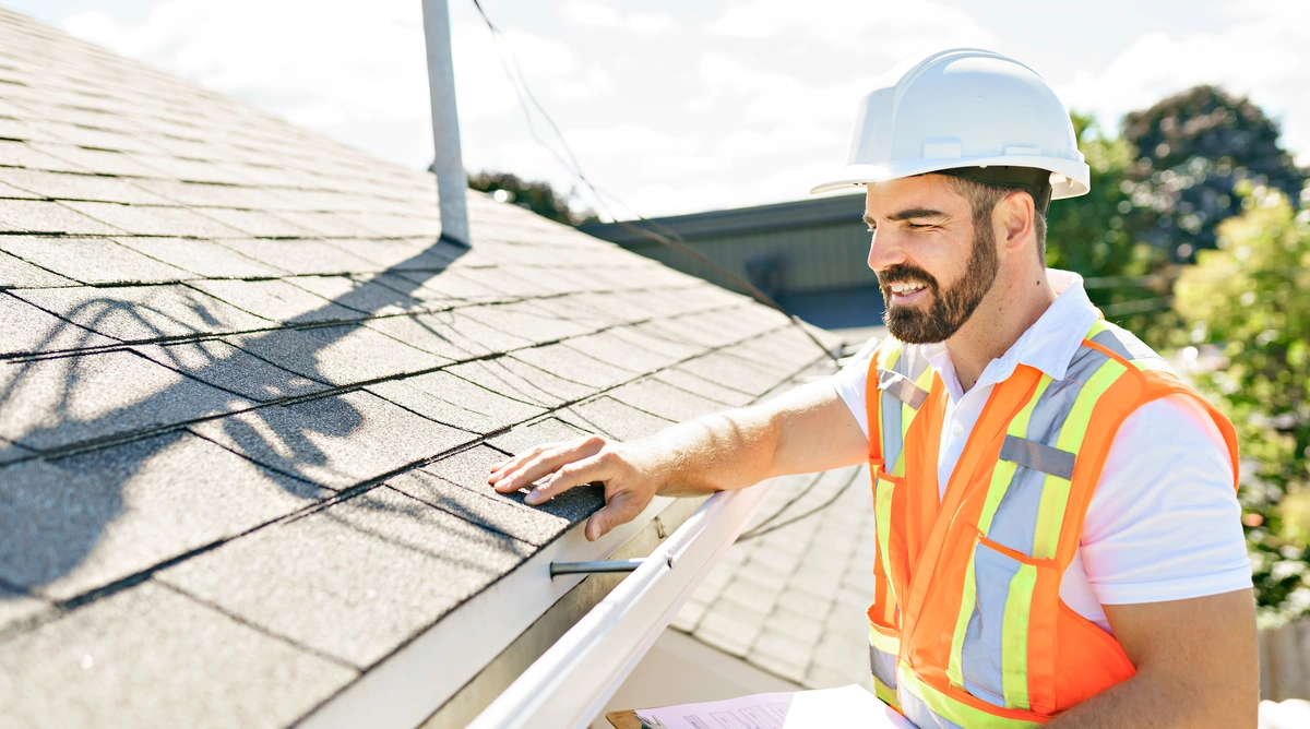Distinctive Roofing - Skills of Roof Inspector